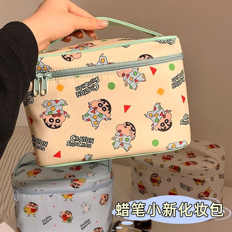 可愛新款蠟筆小新手提化妝包便攜卡通旅行護膚品大容量收納洗漱包284LPS 快速寄出