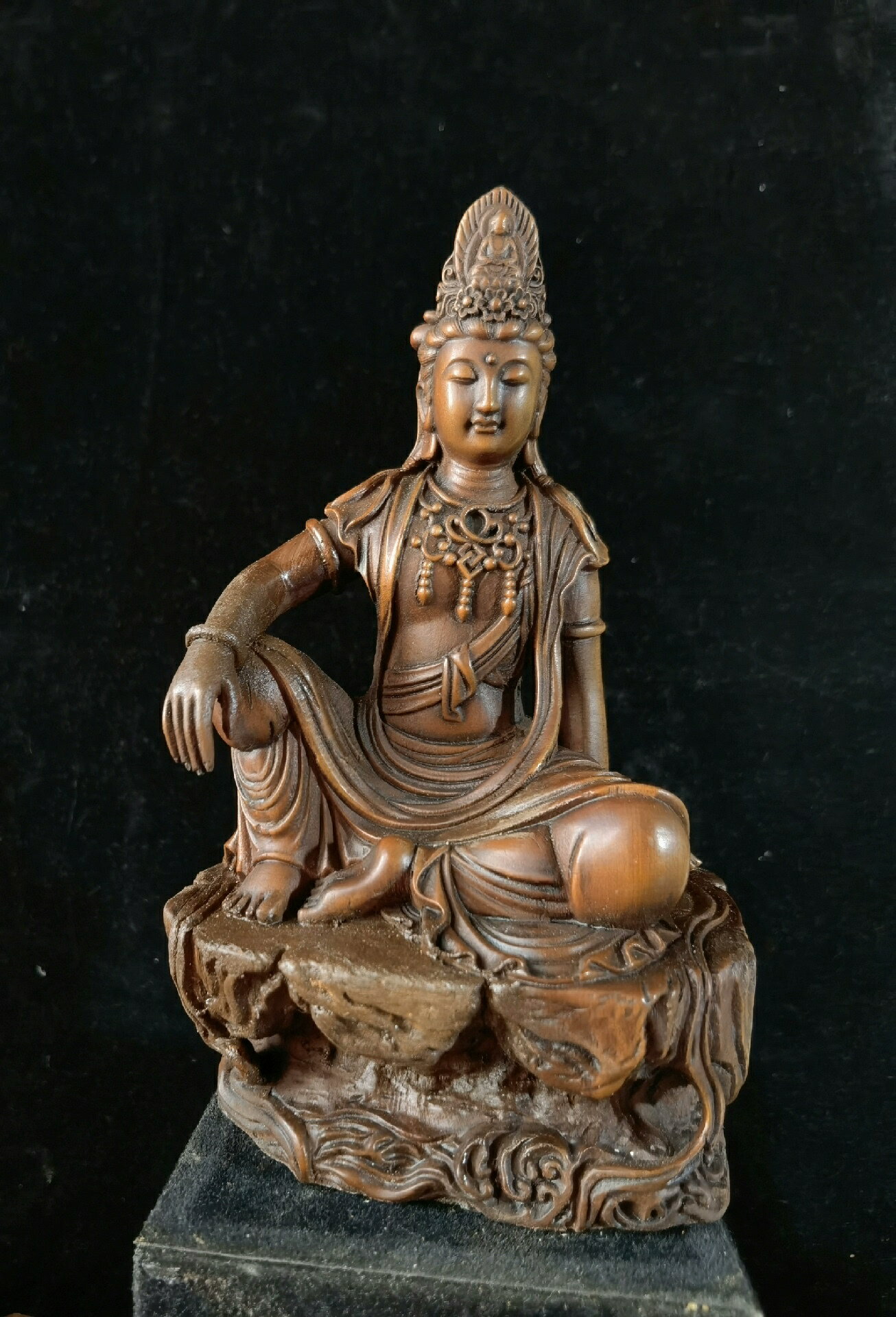 舊藏老黃楊木雕~自在觀世音菩薩，高16直徑9厘米，重約311
