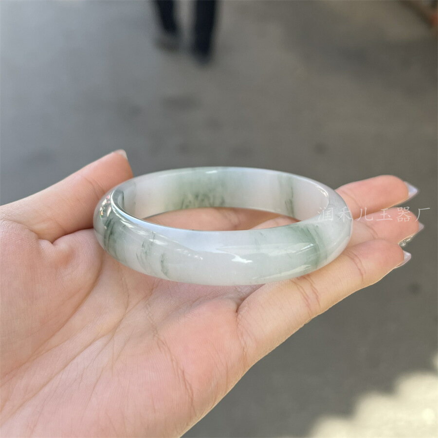 【現貨】一件代發天然新疆金絲玉天山翠手鐲飄花玉鐲翡翠色冰翠玉美人鐲子【北歐家居生活】