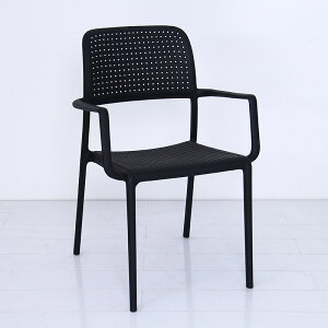 歐式簡約現代家用餐椅時尚休閒學生塑料椅子咖啡廳創意洽談扶手椅