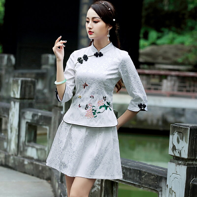 古裝漢服秋裝女中國風女裝唐裝女套裝兩件套改良旗袍外套茶服上衣1入