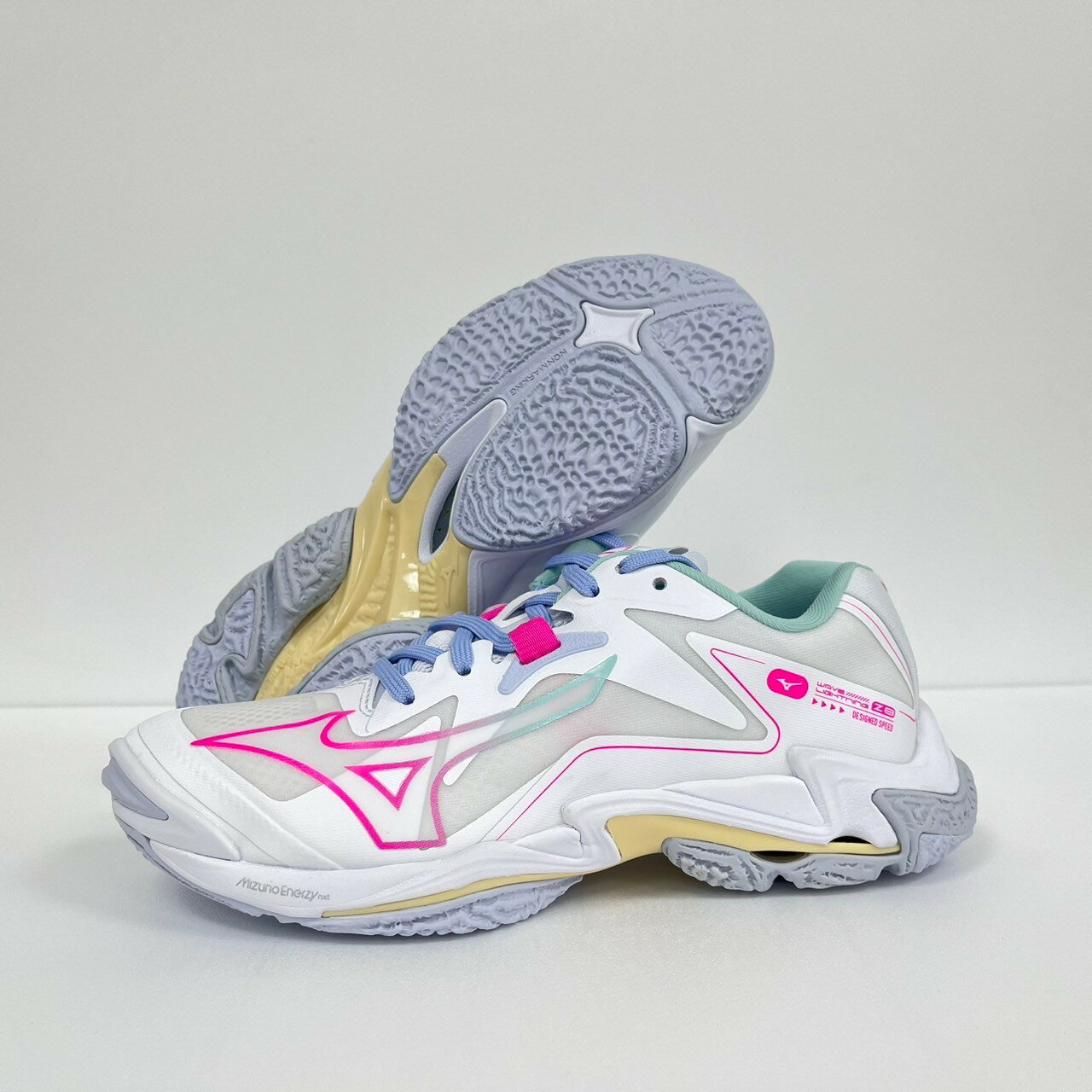 【大自在】MIZUNO 美津濃 女排球鞋  WAVE LIGHTNING Z8 止滑  V1GA240058