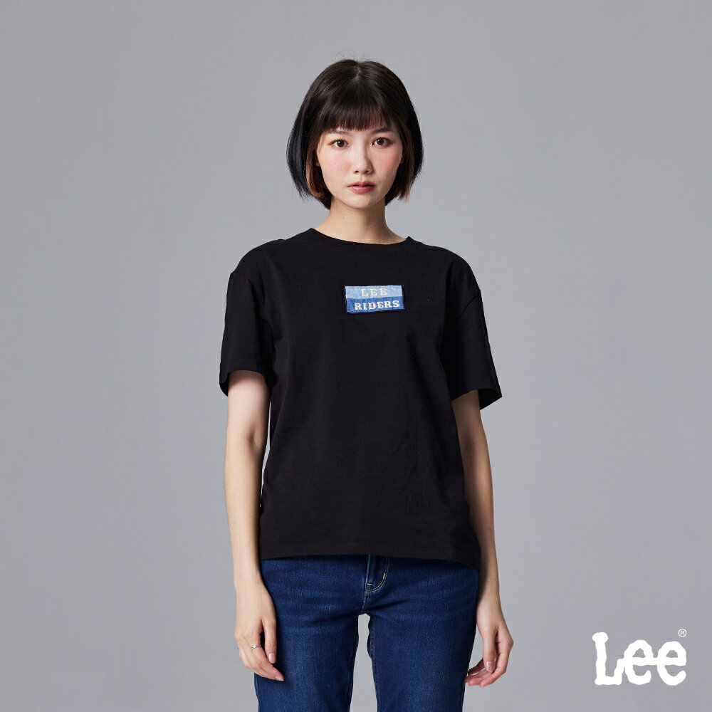 Lee 女款 寬鬆版 LEE RIDERS文字印花 短袖T恤 | 101+
