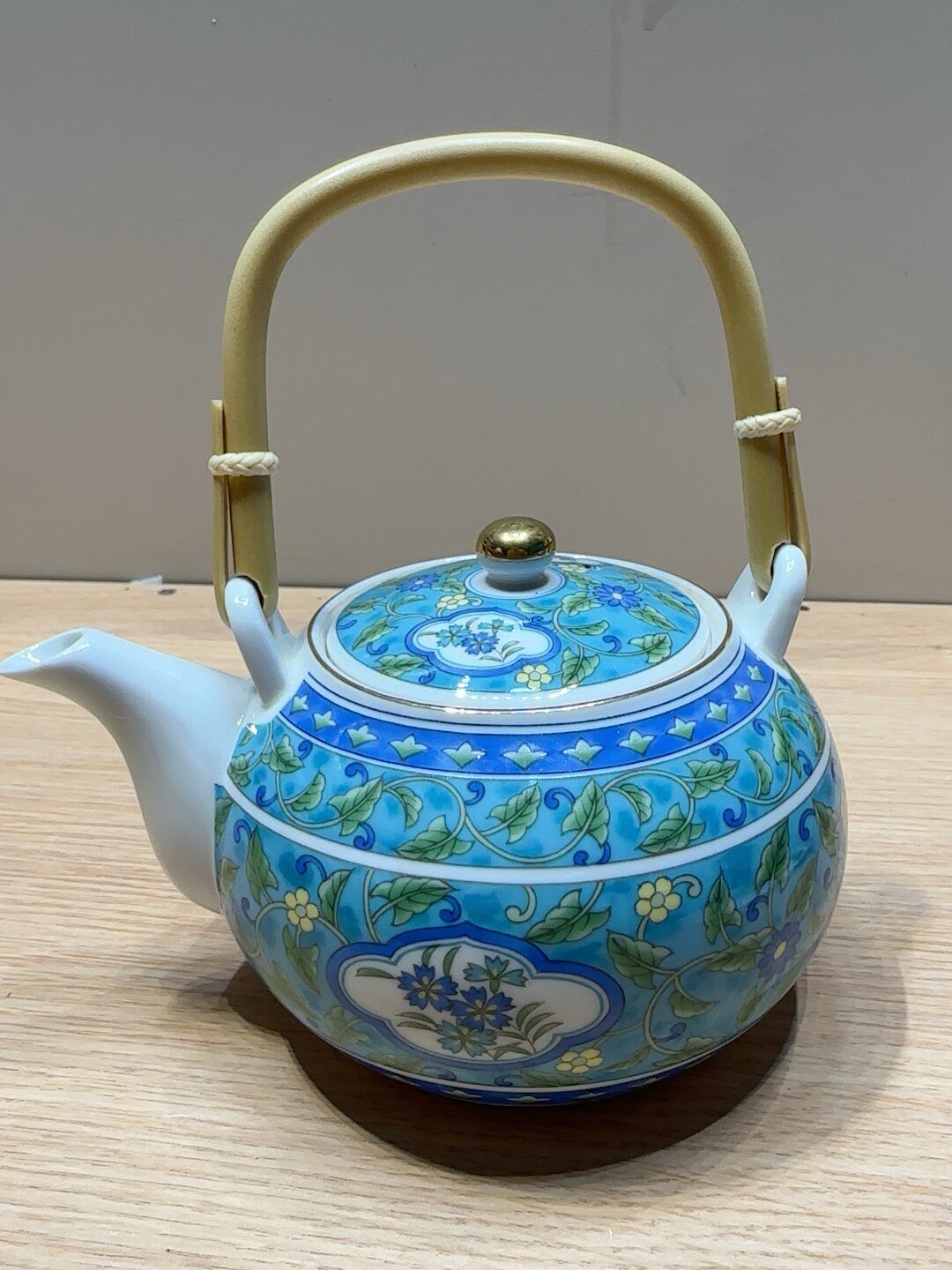 日本迴流有田燒翔山窯提樑壺 手作描金茶具 圓潤器形復古茶壺 500毫升日式茶道