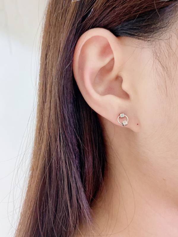 現貨專區｜｜純銀｜躍動青春純銀耳環(hdess54)｜送禮精選店家★Reyna jewelry 女王飾品