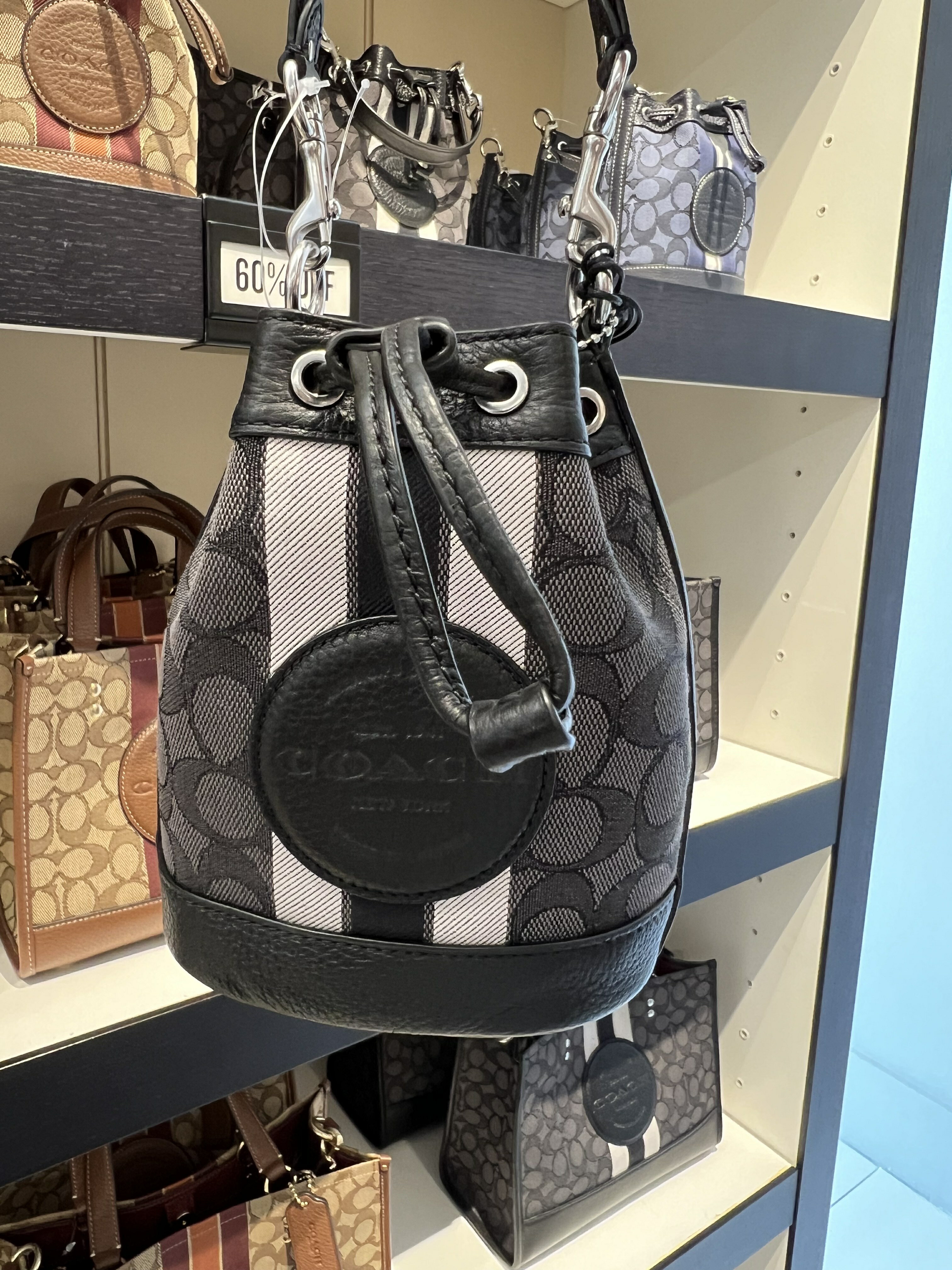 COACH 斜背包 4折 Mini Dempsey Bucket Bag In Signature Jacquard With Stripe And Coach Patch