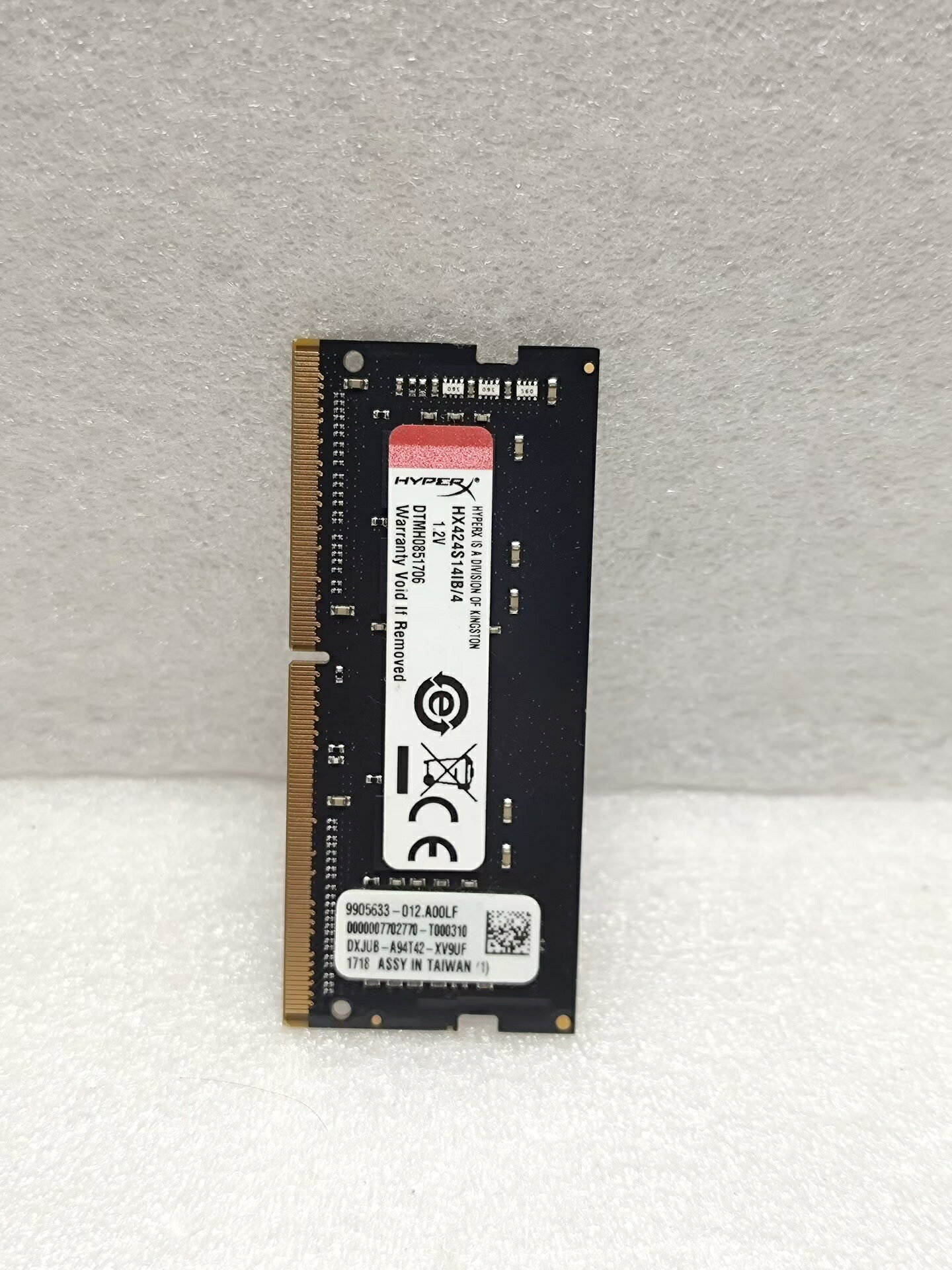 金士頓4G DDR4 2400 筆記型電腦記憶體條 筆電升級專用 功能正常無暗病 實物拍攝