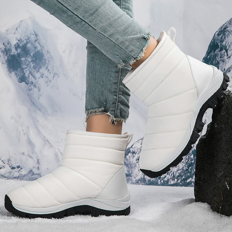 【免運】可開發票 雪靴 冬季雪地靴女款加厚滑雪靴防寒運動棉鞋短靴大碼專供