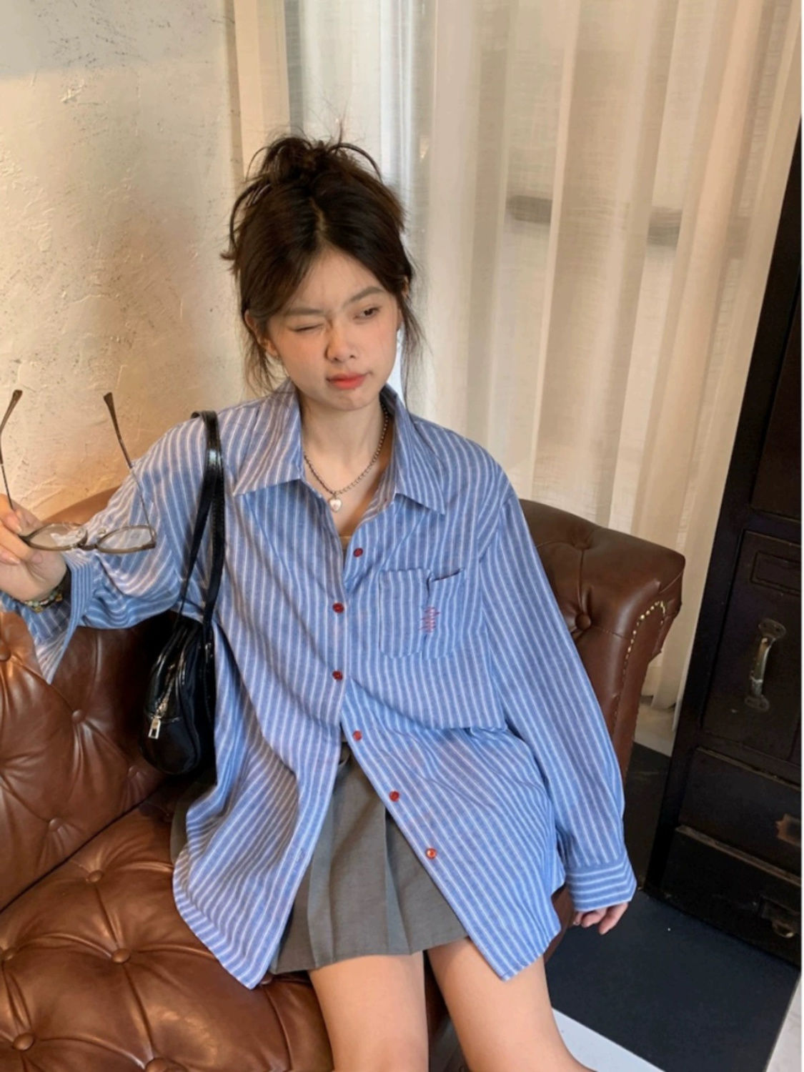【48小時發貨】藍色條紋襯衫2024新款早春季女裝法式氣質寬松高階感內搭長袖上衣-享樂