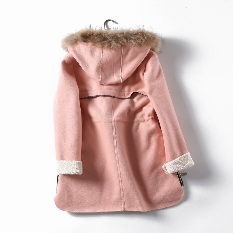 毛皮 Pink wool coat/fur 好評販売中 euro.com.br