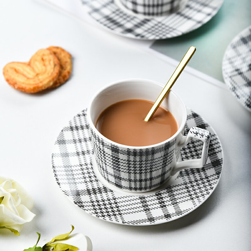 北歐風咖啡杯套裝樣板間小精致掛耳咖啡杯黑白格子下午茶陶瓷茶壺