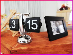 Flip Clock 客廳裝飾座鐘單腳自動翻頁鐘錶 複古小天平鐘【Love Shop】【最高點數22%點數回饋】