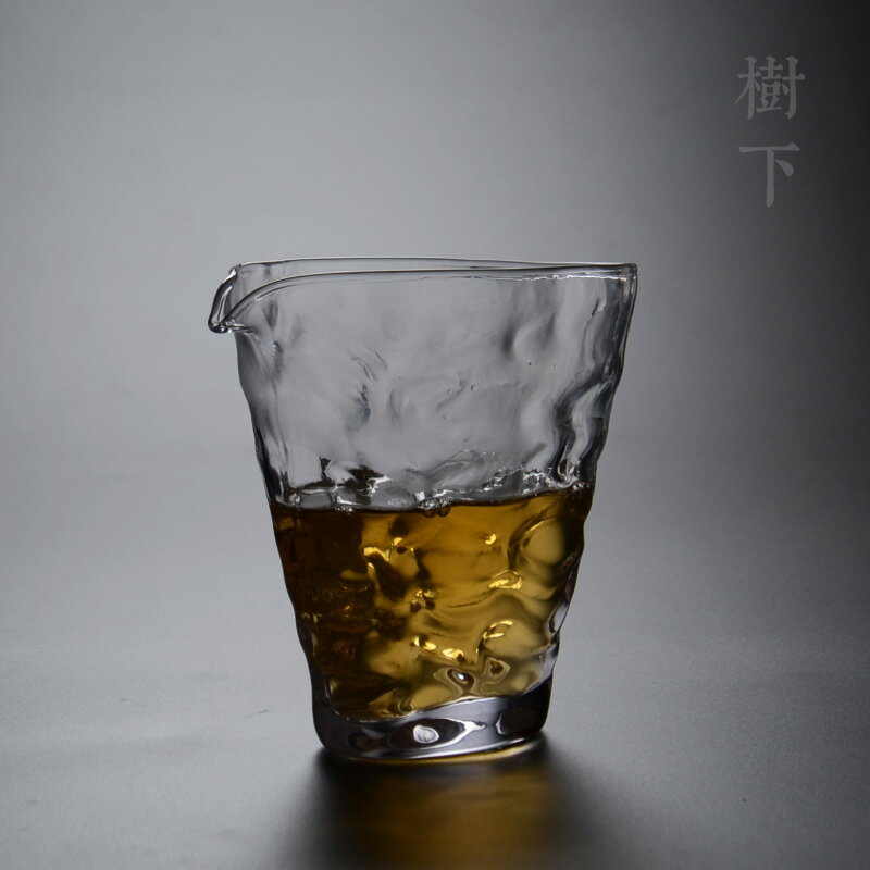 樹下 日式玻璃公道杯水波紋公杯加厚耐熱分茶器勻杯日本功夫茶具1入