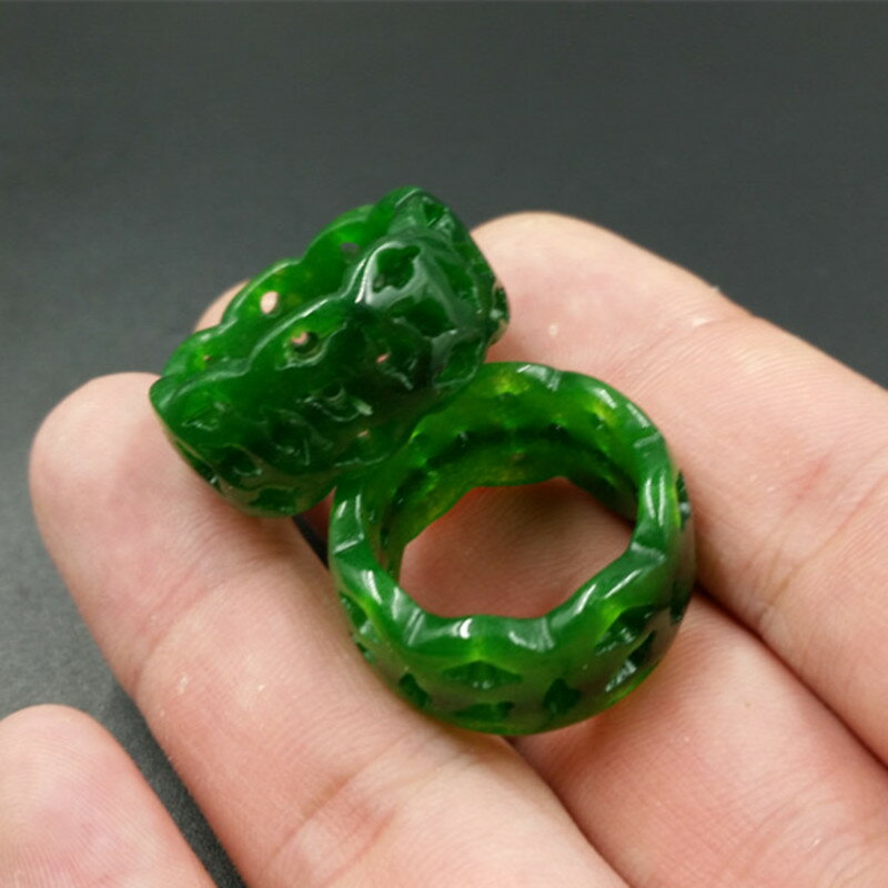 新款天然玉石翡翠玉戒指幹青陽綠鏤空戒指女款戒指廠家直銷