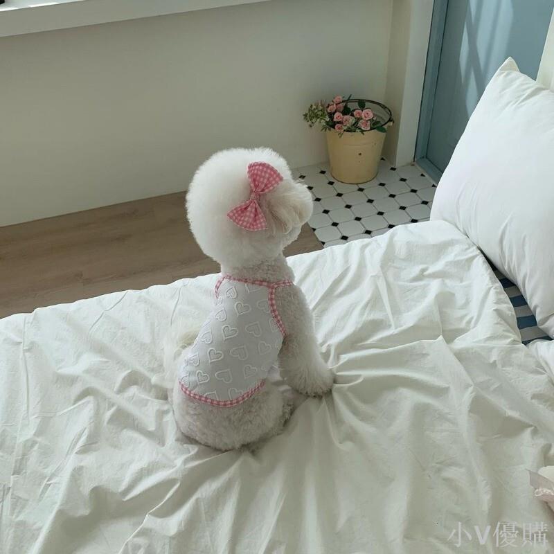 狗狗衣服 蝴蝶結夏季小清新愛心紋理吊帶 薄款背心 貓衣服 小狗背心 泰迪比貓兩腳寵物衣服 寵物防曬衣 防掉毛