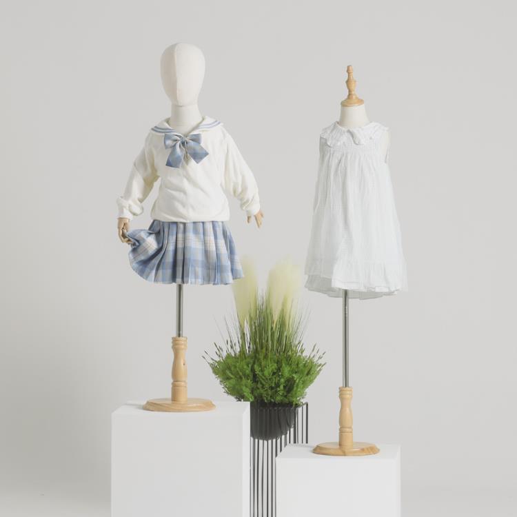添工木色款童裝店模特道具配飾兒童服裝拍攝兒童模小孩衣服展示架~摩可美家