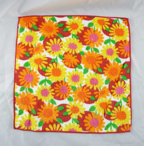 【震撼精品百貨】DiaDelSol 向日葵太陽花 方巾 黃橘太陽花 震撼日式精品百貨