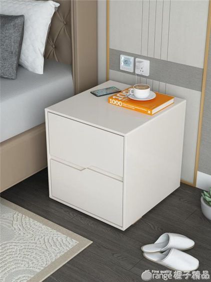 烤漆INS床頭櫃輕奢簡約現代灰色北歐櫃臥室實木收納櫃小型儲物櫃 【麥田印象】