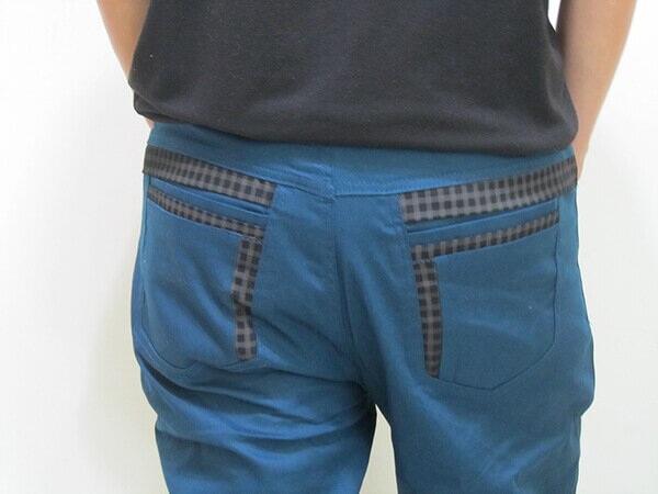 sun-e加大尺碼彈性色褲長褲、加大尺碼馬卡龍色長褲、加大尺碼休閒褲、加大尺碼彈性長褲、口袋緣格紋裝飾、腰圍有皮帶環(褲耳)、褲檔有拉鍊(321-2018-10)藍綠色 腰圍:38 40 42 44(英吋) [實體店面保障] 4