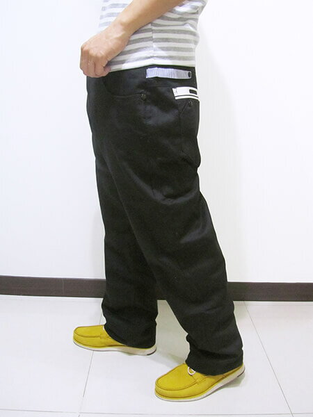 sun-e加大尺碼彈性色褲長褲、加大尺碼馬卡龍色長褲、加大尺碼休閒褲、加大尺碼彈性長褲、後袋緣膠印英文字、腰圍有皮帶環(褲耳)、褲檔有拉鍊(321-3011-21)黑色 腰圍:38 40 42 44(英吋) [實體店面保障] 6