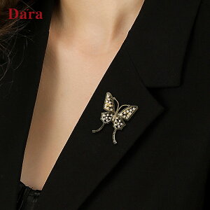 戴拉 ins小眾設計感蝴蝶胸針女 氣質時尚百搭高級感西裝大衣配飾