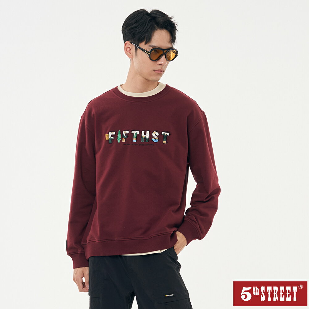 中性款 大學T 長袖 TEE 上衣 山景繡花T恤 紅色 (561012) 【5th STREET】【APP下單享4%回饋】