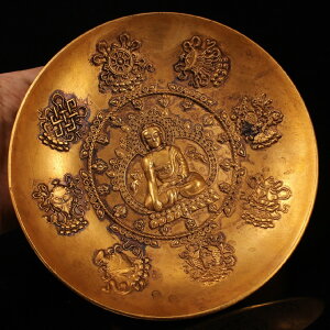 藏傳純銅銅盤銅鎏金吉祥八寶釋迦牟尼佛像觀賞盤居家佛堂供盤擺件