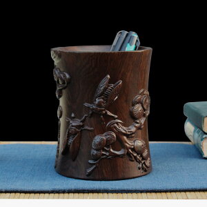 紅木筆筒創意雕刻辦公桌面禮物擺件中國風實木質收納盒黑檀木筆筒