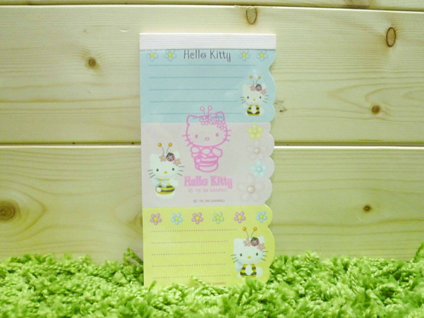 【震撼精品百貨】Hello Kitty 凱蒂貓 造型便條紙-三折便條-蜜蜂圖案【共1款】 震撼日式精品百貨