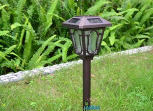 家用超亮太陽能草坪燈防水花園插地室外照明LED戶外歐式庭院路燈
