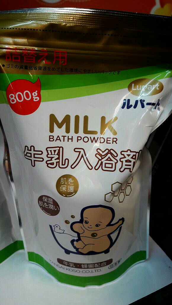 【兒童用具】植物/牛奶入浴劑800g 1