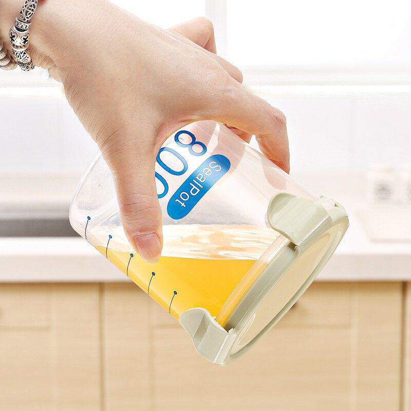 食品密封罐【Y001】台灣出貨 居家  密封罐 儲物罐 糖果罐 食物罐 食品密封 防潮罐 透明密封罐 防潮 1