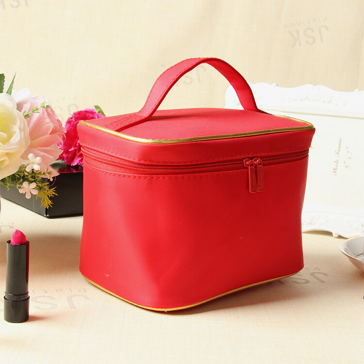 <br/><br/>  韓版多色大容量化妝品包可折疊防水-紅色<br/><br/>