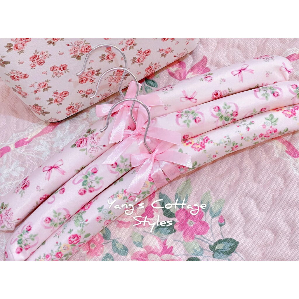 ｛現貨 附發票｝現貨速發 夢幻 生活用品 歐式 居家生活 玫瑰 法式 蝴蝶結 碎花 可愛 棉衣架