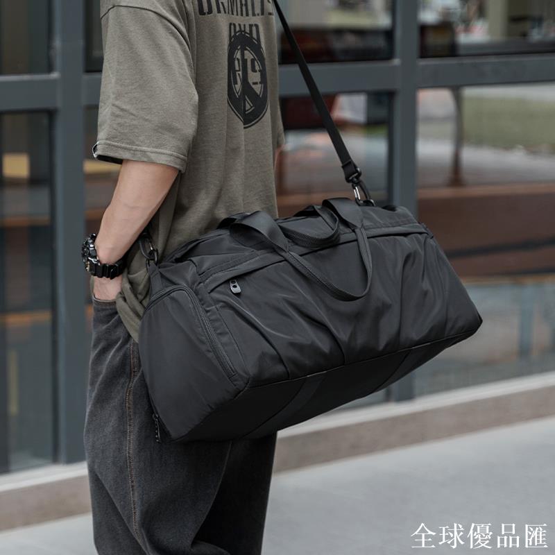 【全球優品匯】幹濕分離健身包男士短途出差旅行包手提游泳收納袋大容量揹包男包