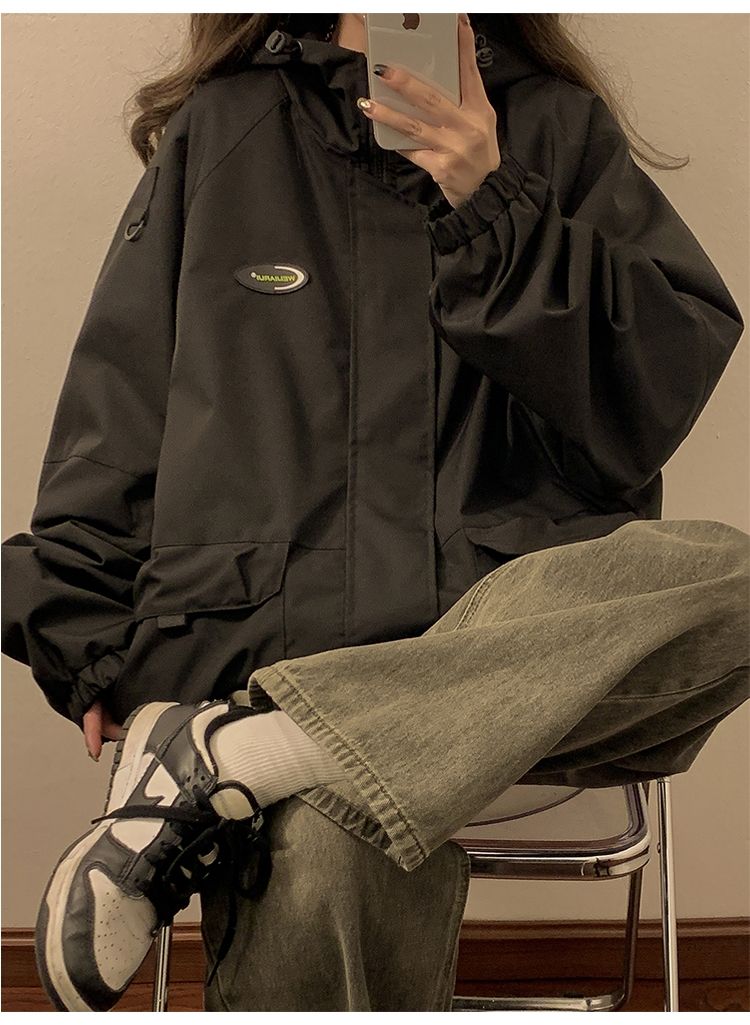 連帽沖鋒衣外套女美式復古時尚高級設計感小眾休閒寬鬆工裝大碼夾克潮春季【聚寶屋】