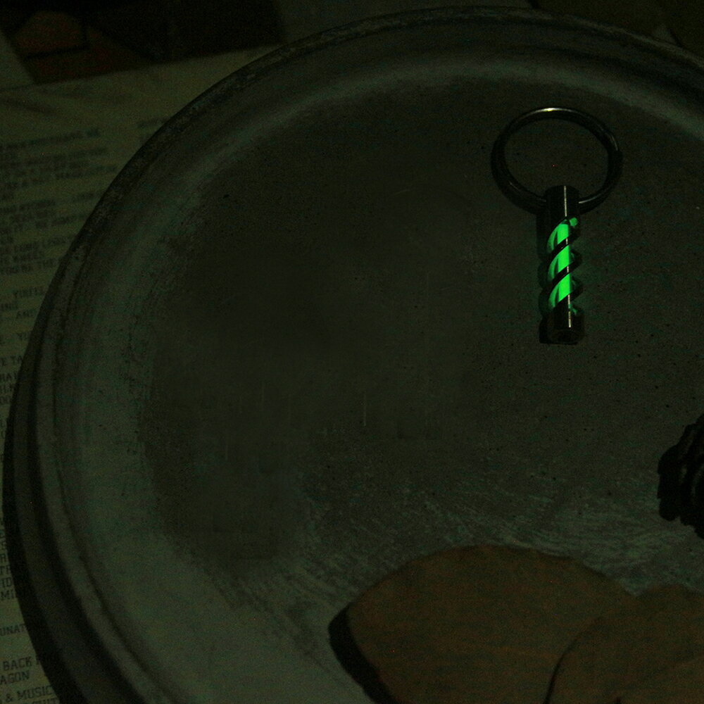 賽先生科學工廠｜自體發光氚管鑰匙圈 - 青綠