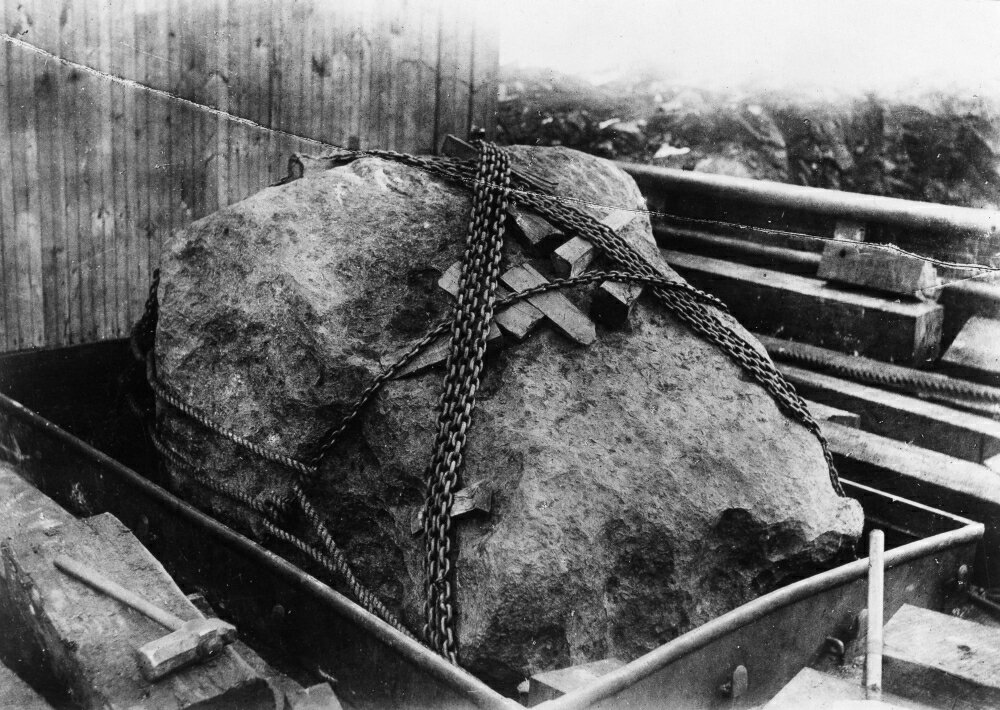 Posterazzi: Ahnighito Meteorite 1897 Nthe Ahnighito Meteorite Being ...