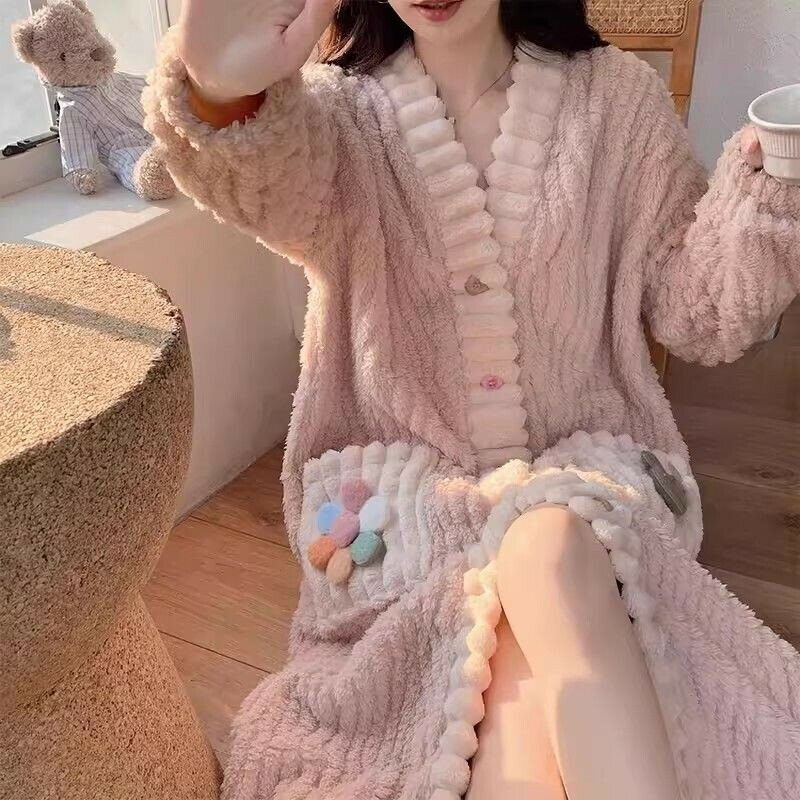 珊瑚絨睡袍女秋冬季睡裙長款冬款大碼加絨加厚法蘭絨浴袍睡衣外套