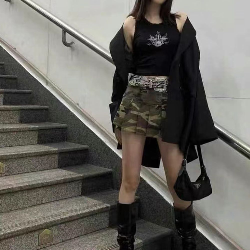 軍綠色工裝迷彩裙女夏季設計感小眾辣妹百褶短裙復古美式半身裙子—貼心服飾