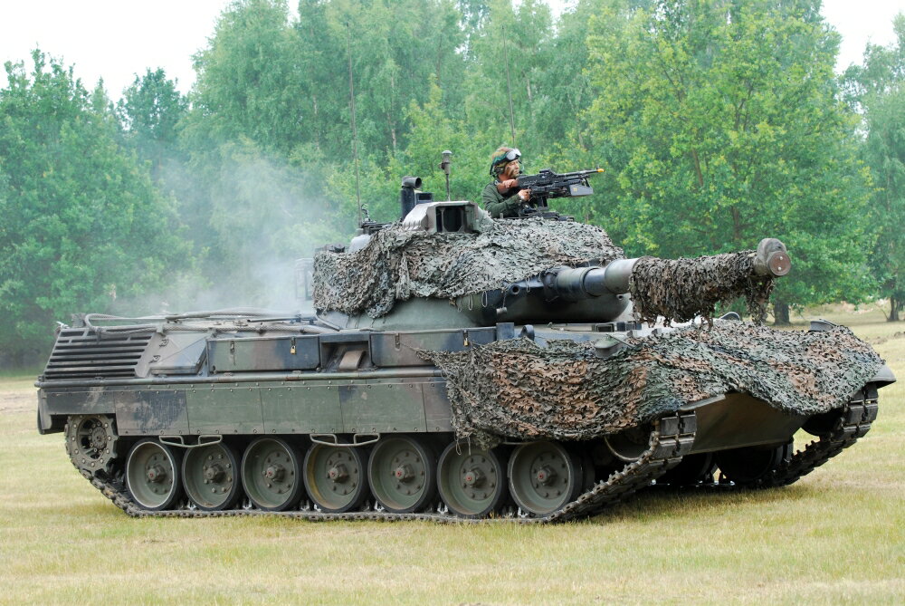 Posterazzi: Army Base Leopoldsburg Belgium - The Leopard 1A5 main ...