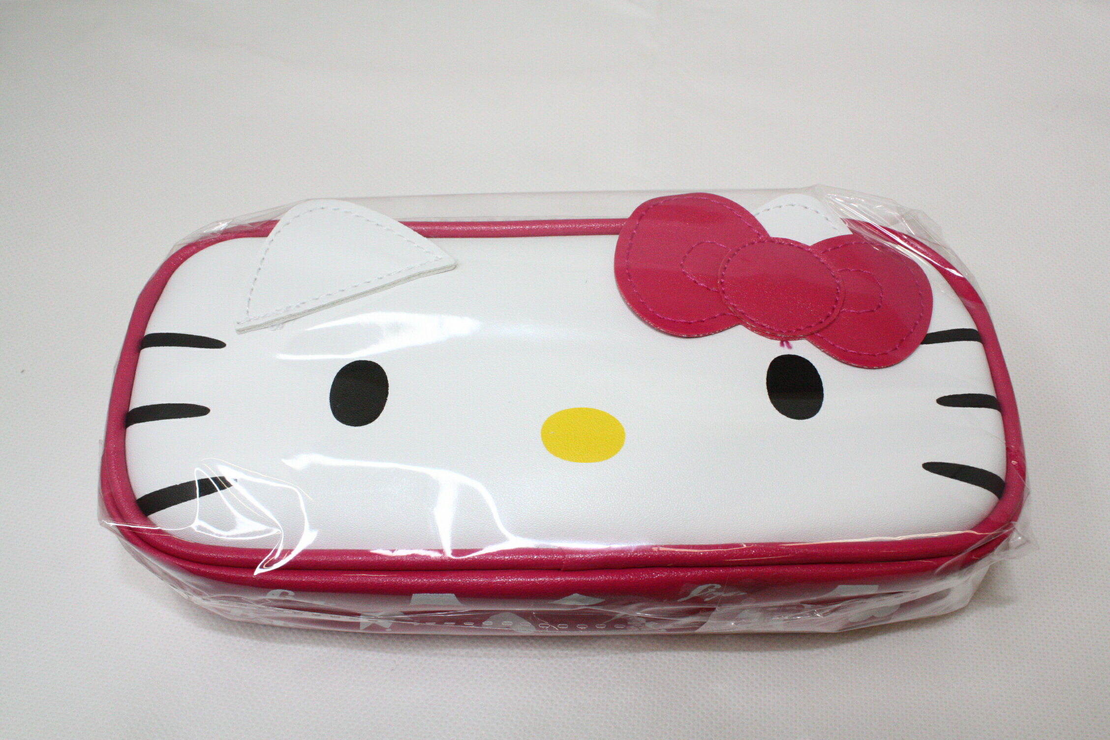 大賀屋 Hello kitty 臉形 橢圓 化妝包 收納包 筆袋 凱蒂貓 KT 三麗鷗 正版 授權 T00011657