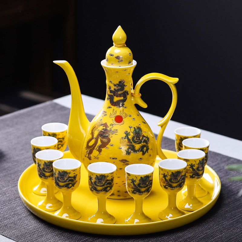 臺灣公司貨 免運 中式酒具青瓷家用陶瓷酒壺白酒杯套裝敬酒杯小酒盅仿古結婚分酒器 快速發貨