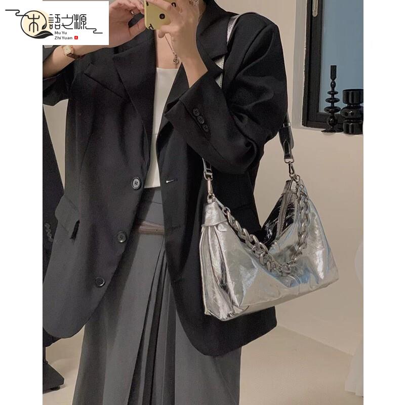 【臺灣公司貨】鏈條手提托特包女單肩包新款簡約斜挎包通勤女包質感真皮大包