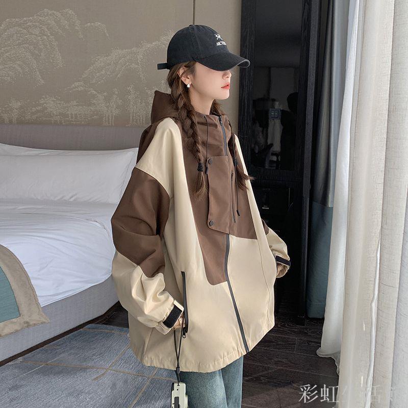 撞色外套女2024秋冬新款寬松休閑顯瘦拼接小個子高領連帽設計風衣時尚外套 防風外套 女生外套 秋冬外套