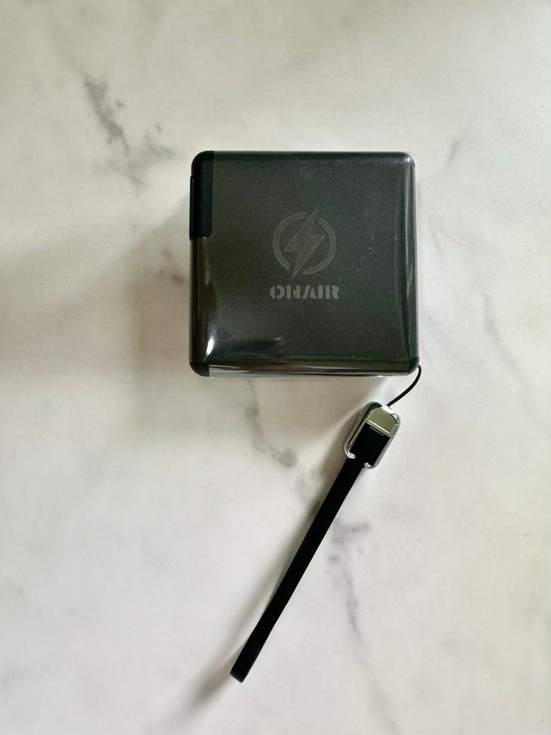 ONAIR 超級充電萬國充 磁吸可拆式自帶線支架行動電源 15000mAh F12AAPP下單享13%點數 0