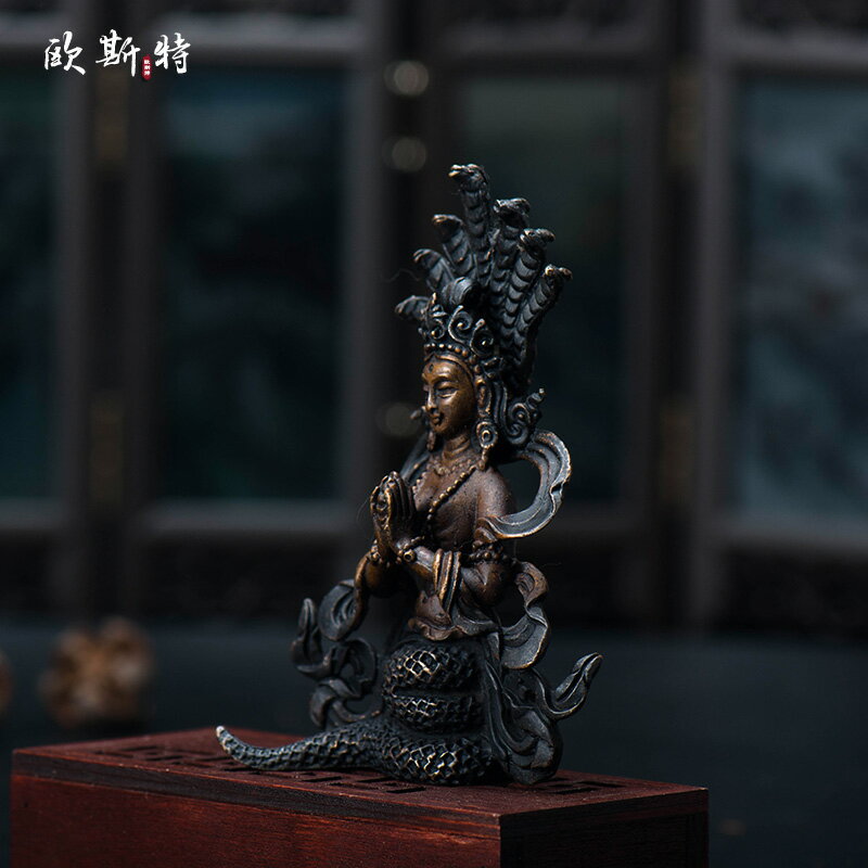 歐斯特尼泊爾藏傳密宗隨身佛擺件手工銅龍女龍樹菩薩佛像| 協貿國際
