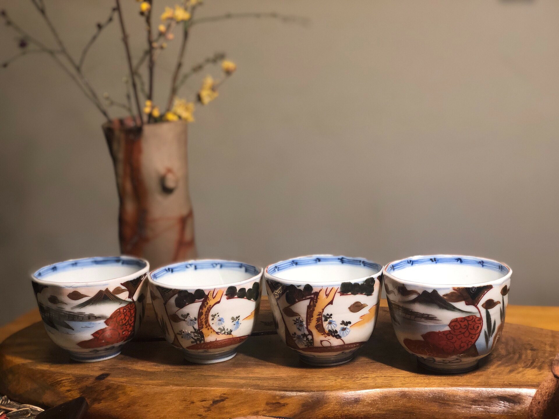 日本中古回流明治百年老瓷器 手繪青花 色繪金蒔繪 三面開窗畫
