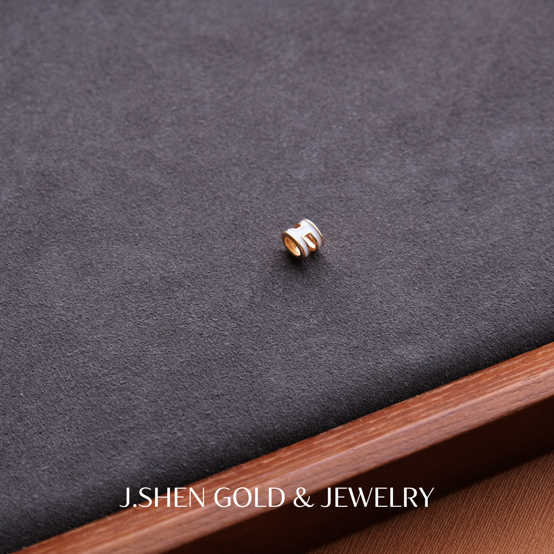 【新品】經典H墜子 經典橘H墜子 經典H造型 mini H墜飾 H項鍊 禮物 H Pendant 3