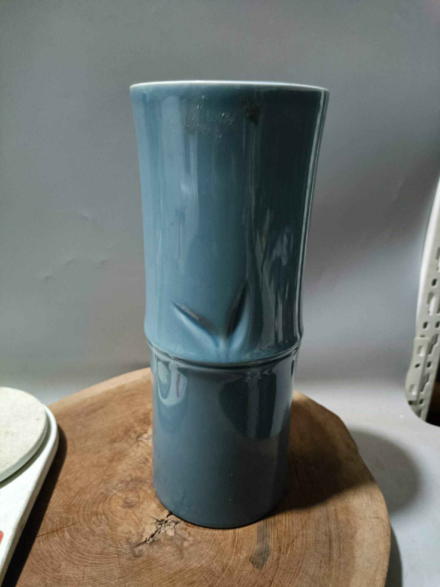 日本迴流瓷器昭和時期青瓷竹筒型花瓶花入花器帽筒，全品，高度約